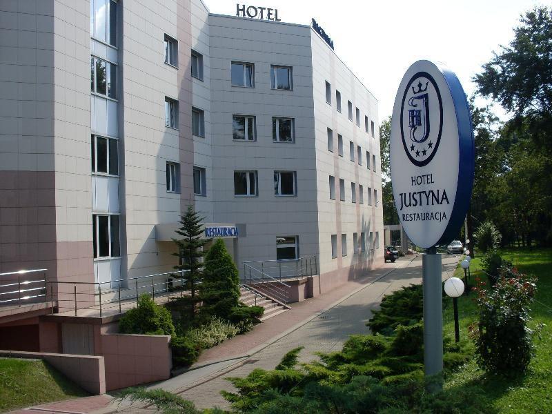 Hotel Justyna Krakau Buitenkant foto